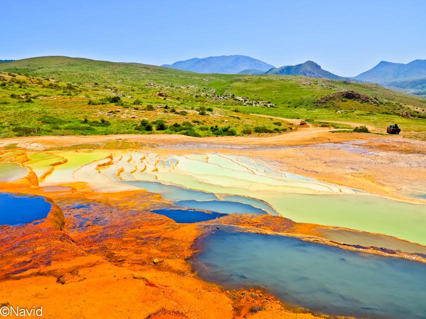 Badab Surt’s Springs;This is where All the Colors Come from