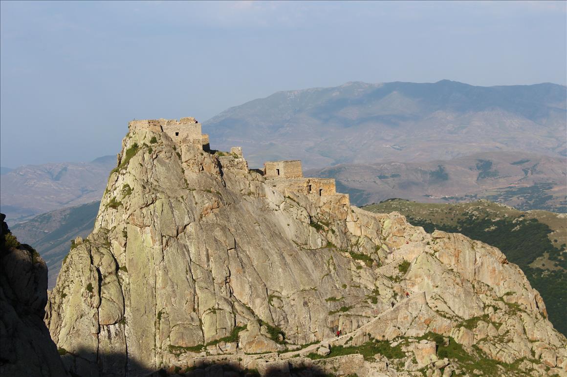 قلعه جاویدان