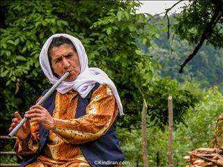پیرزن تالشی! (آخرین اسطوره لࣰلࣲ نوازی تالش)